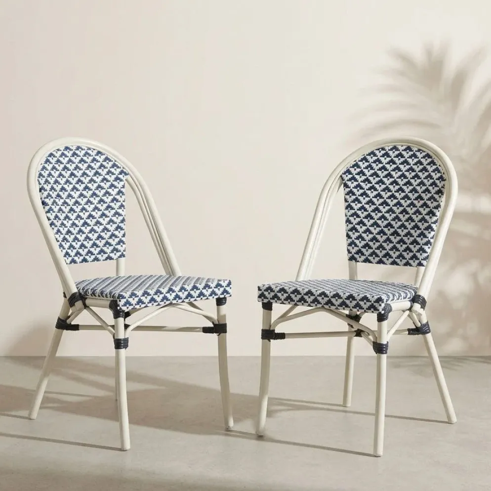 Cadeira de Metal Branco e Azul