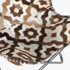 Cadeira Pele Flor Geo. Camel/Branco