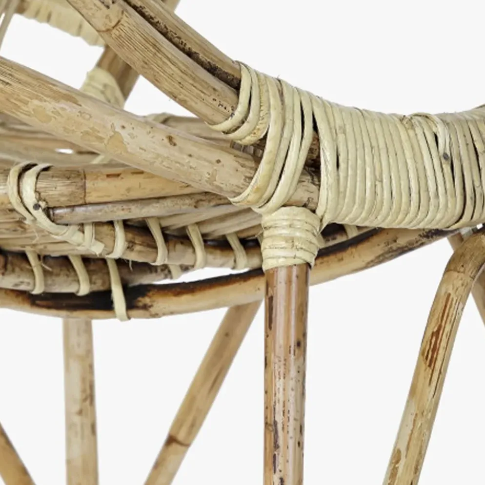 Cadeirão Redondo de Rattan 77x58x85