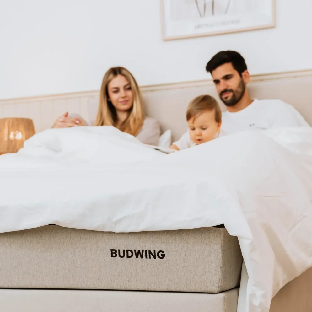 Colchão de Molas Ensacadas com Espuma Viscoelástica + Espuma de Alta Resiliência - Hybrid Max