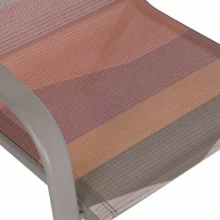 Conjunto de Mesa e Duas Cadeiras