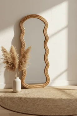 Espelho de Parede Orgânico em Rattan