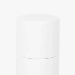 Moinho de madeira branco