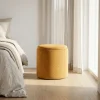 Pouf Mostarda de Veludo com padrão e arrumação