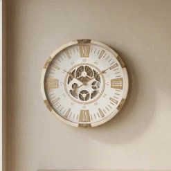 Relógio de Madeira Natural e Branco 63x8x63