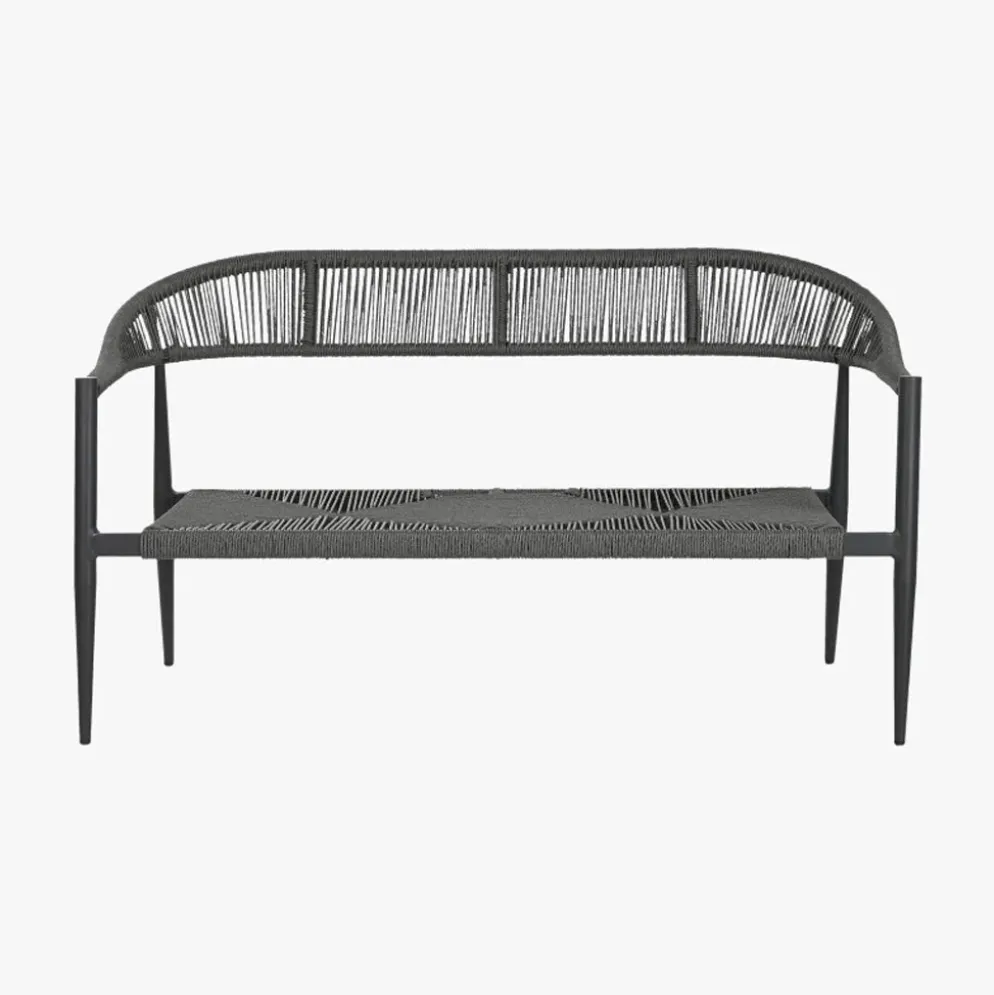 Sofá de Metal e Rattan Preto