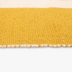 Tapete de algodão com riscas amarelo e bege 140x200cm